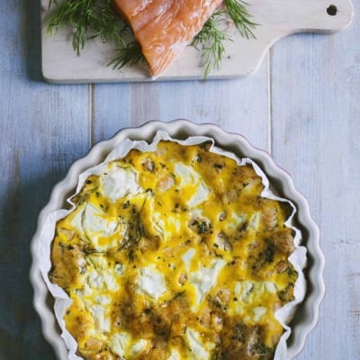 Frittata al forno con salmone e ricotta, saporita e leggera