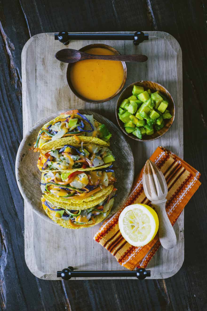 Tacos con stoccafisso e verdure con maionese al pomodoro, un tripudio di colori e sapori