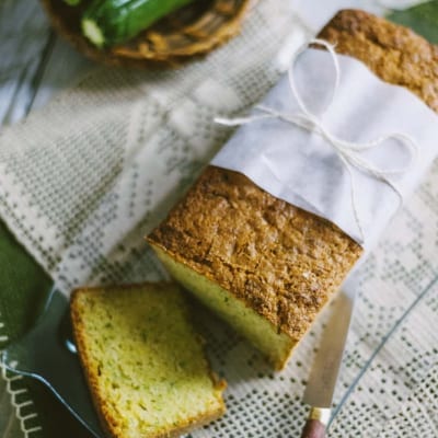 Zucchini bread, un dolce delicato da affettare subito