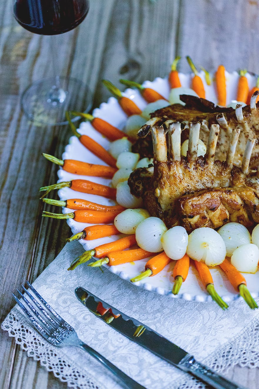 Carrè di agnello con giardiniera di verdure