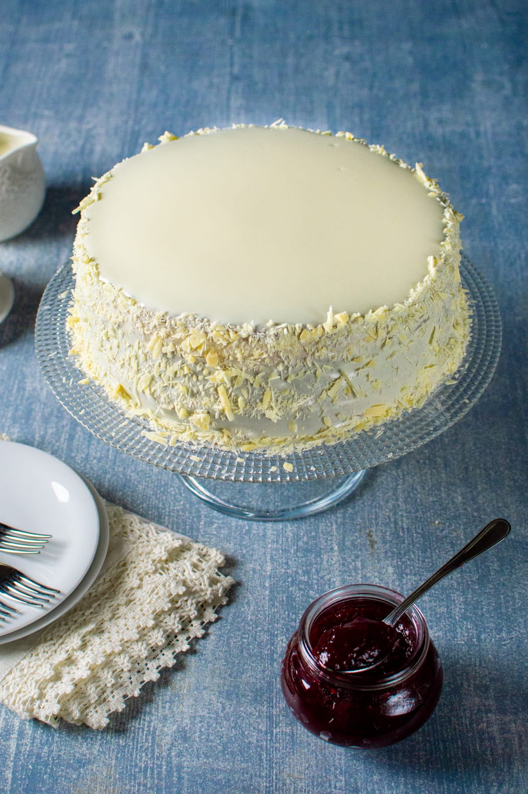 Sacher senza glutine al cioccolato bianco