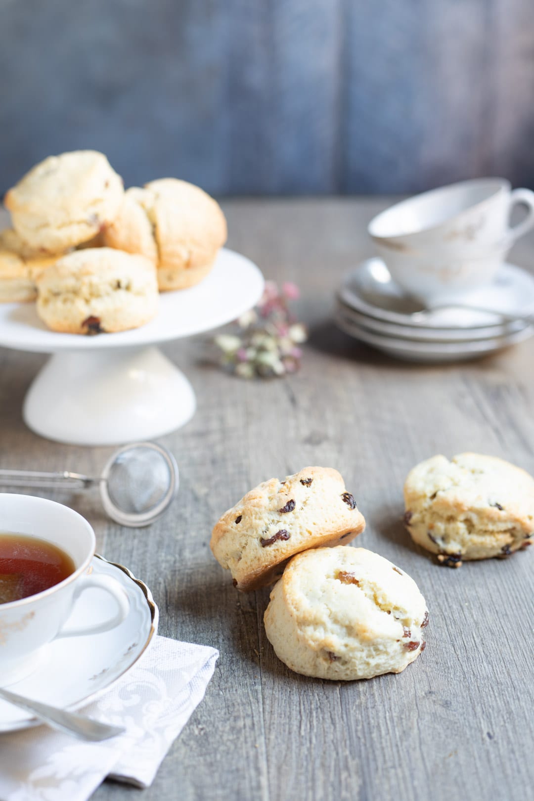 Scones con uvetta pronti per l'assaggio