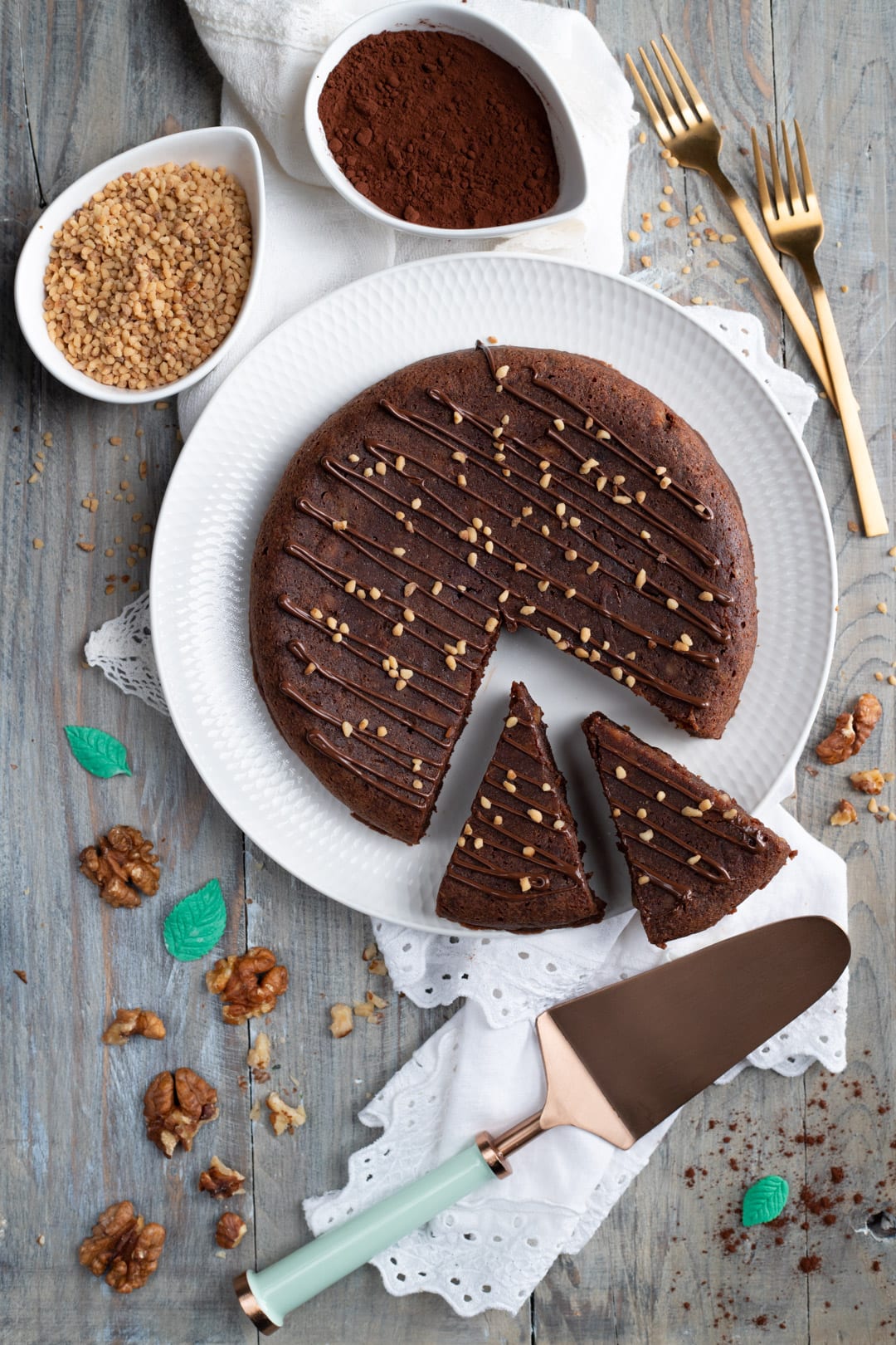 Torta brownies al cioccolato pronta per l'assaggio
