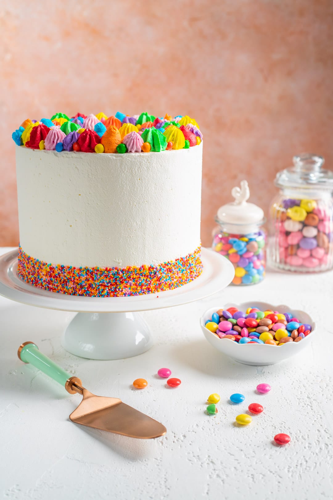 Torta sorpresa di compleanno smarties