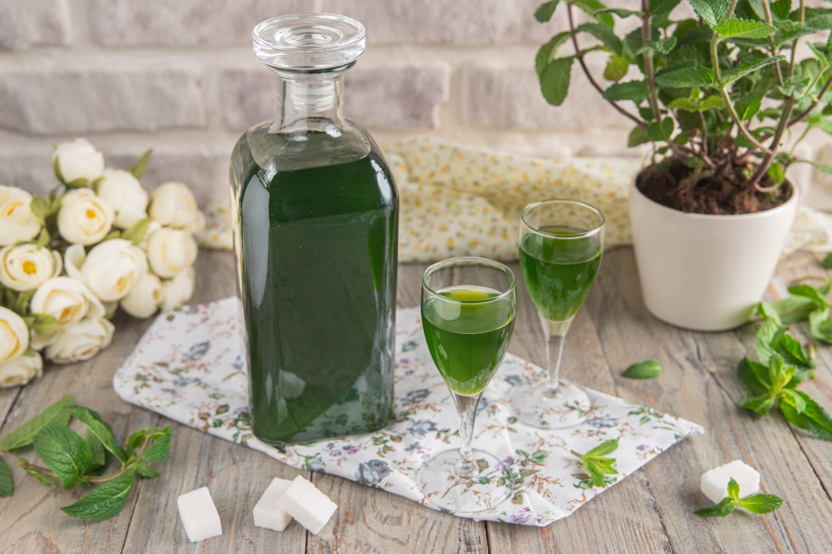 Liquore alla menta - Ricetta per fare il classico liquore
