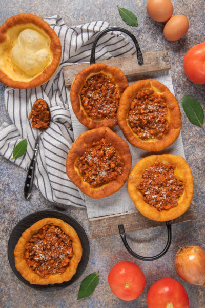 Kniekiechl salati con ragù