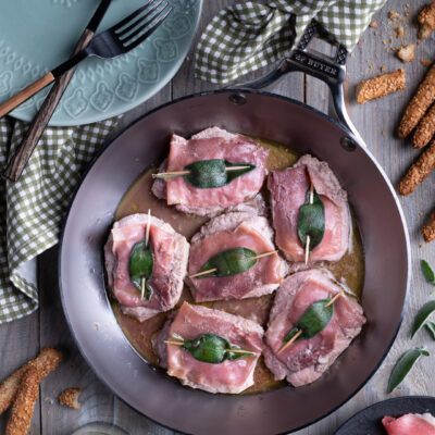 piatto da portata con saltimbocca