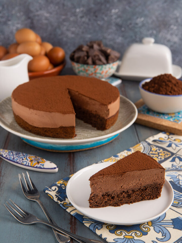 Una torta al cioccolato con diverse consistenze, che porta il nome della città portoghese in cui è stata inventata