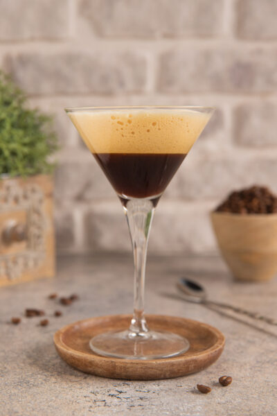 Una bevanda fresca e semplicissima da preparare, in cui il classico espresso diventa quasi un cocktail con una deliziosa schiuma densa