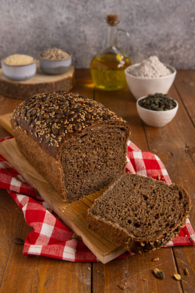 Pane nero in cassetta