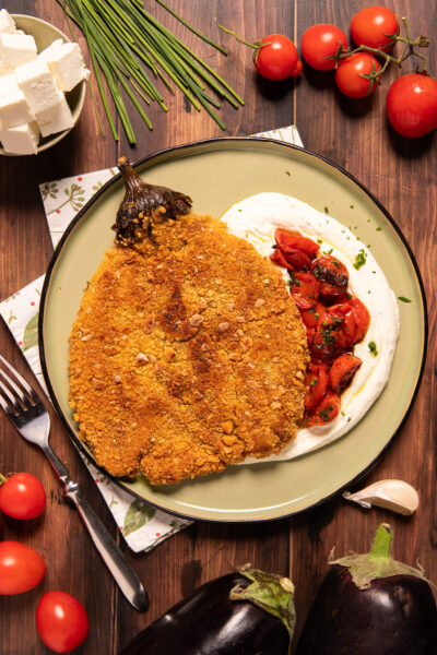 Cotoletta di melanzana Un secondo piatto vegetariano dove la melanzana è croccante fuori e morbida dentro!