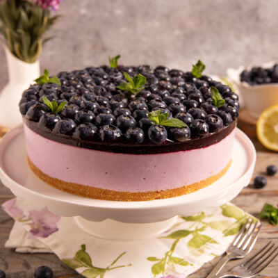 Torta fredda yogurt e mirtilli Un dolce fresco e delicato da gustare tutto l'anno